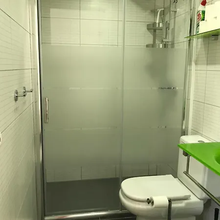 Privat Rom Med Eget Bad Sentralt I Quesada