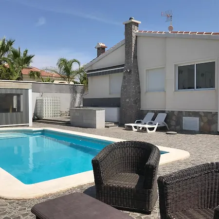 Privat Rom Med Eget Bad Sentralt I Quesada Privat bolig